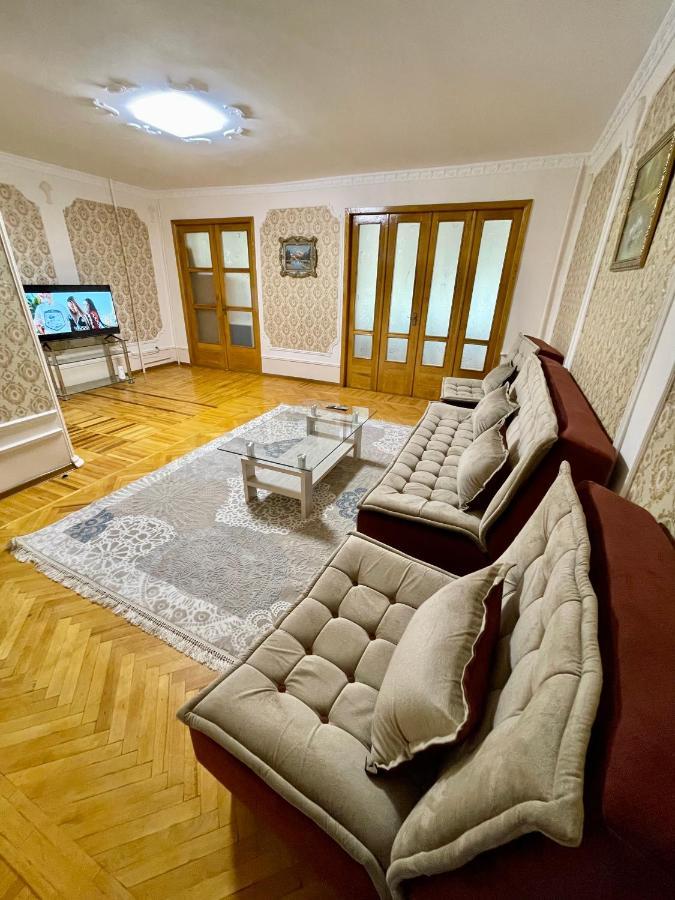 Classic C1 Apartment In The Center With 4 Rooms Taškent Exteriér fotografie