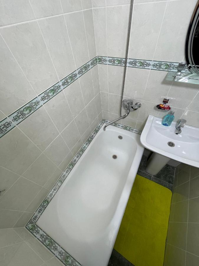 Classic C1 Apartment In The Center With 4 Rooms Taškent Exteriér fotografie