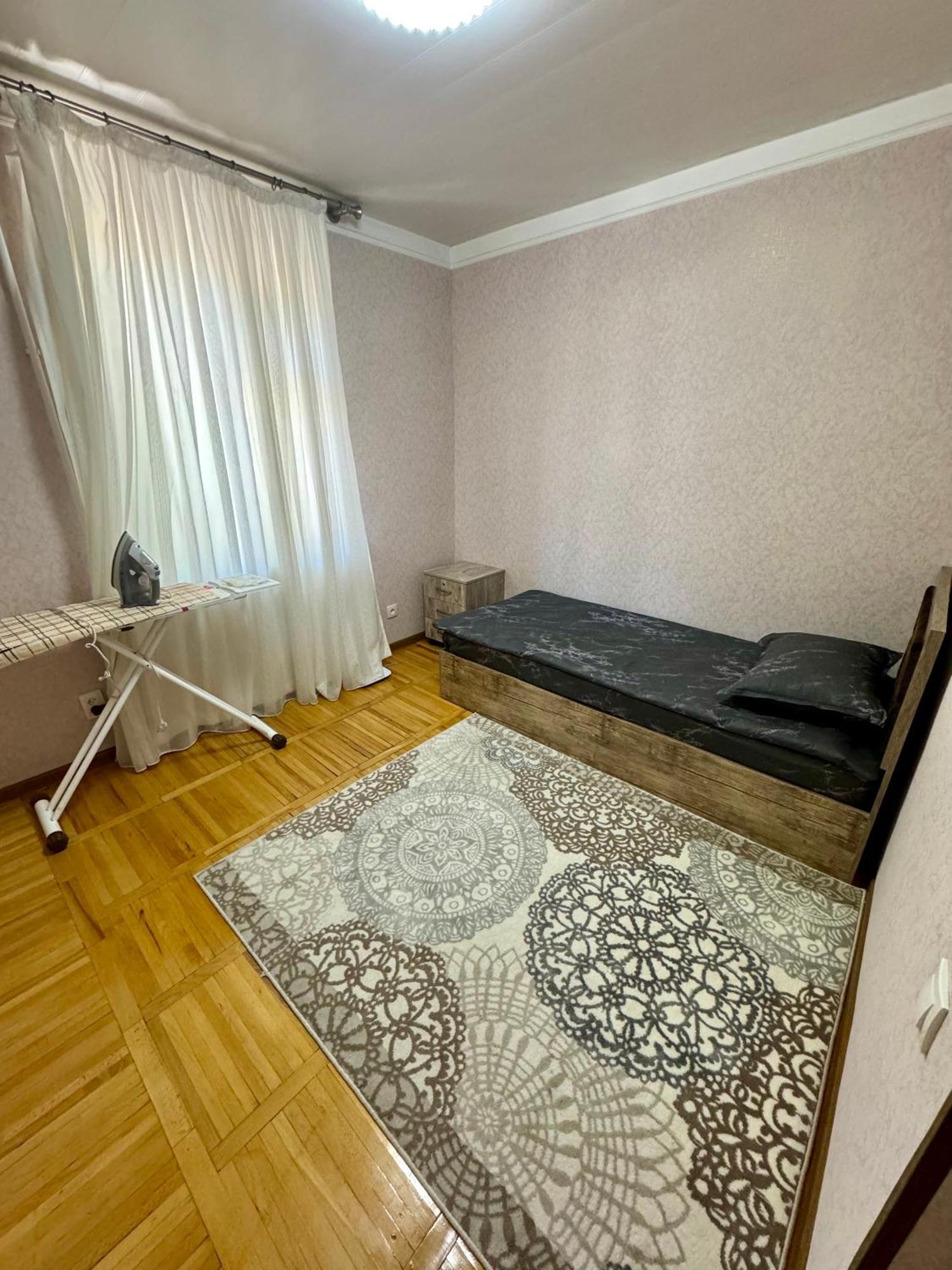 Classic C1 Apartment In The Center With 4 Rooms Taškent Exteriér fotografie